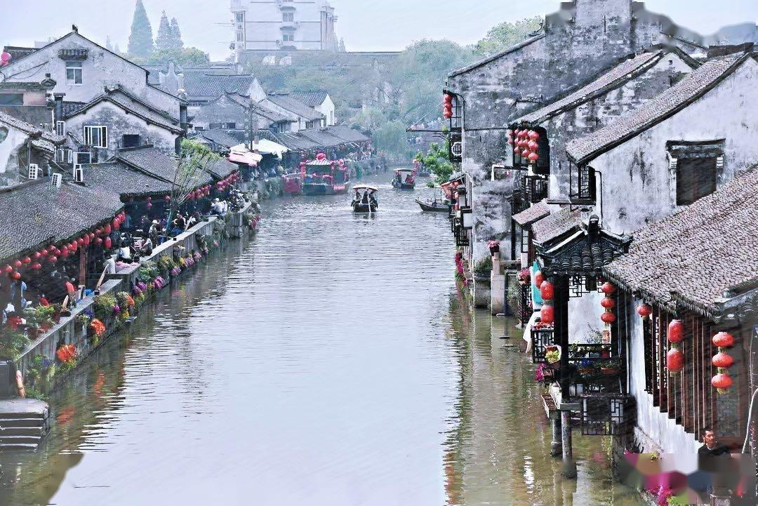 利源股份(002501.SZ)：在新能源光伏产品方面，公司主要客户包括中信渤铝、临沂明亮和正泰新能等